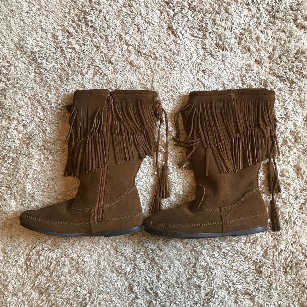 Minnetonka Fringe Boots